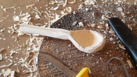 spoon carving