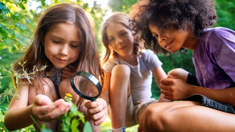 Smiley kids outdoors by pikisuperstar from Freepik..com