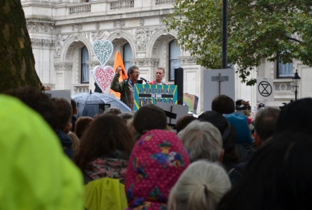 "Replace our silent spring with a raucous summer." George Monbiot and Chris Packham deliver a rallying call at the end of the Peoples Walk for Wildlife 22 Sep 2018"Replace our silent spring with a raucous summer." George Monbiot and Chris Packham deliver a rallying call at the end of the People's Walk for Wildlife 22 Sep 2018