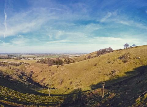 Pegsdon Hills in winter - Robert Enderby